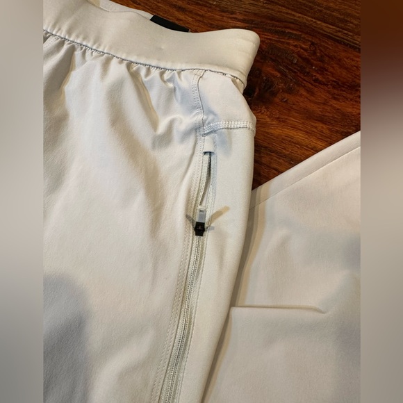 NWT! adidas AEROREADY Men's Designed 4 Training Pants Wonder Silver IL1402 - Picture 10 of 16